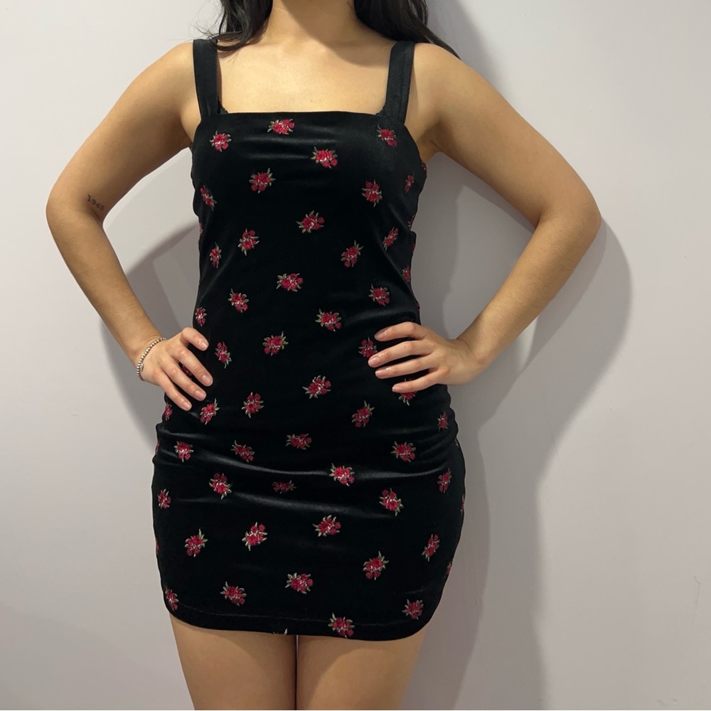 Forever 21 Velvet Mini Dress, Size: medium